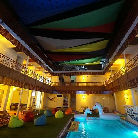 Bagan Vibes Hostel Nyaung-U エクステリア 写真
